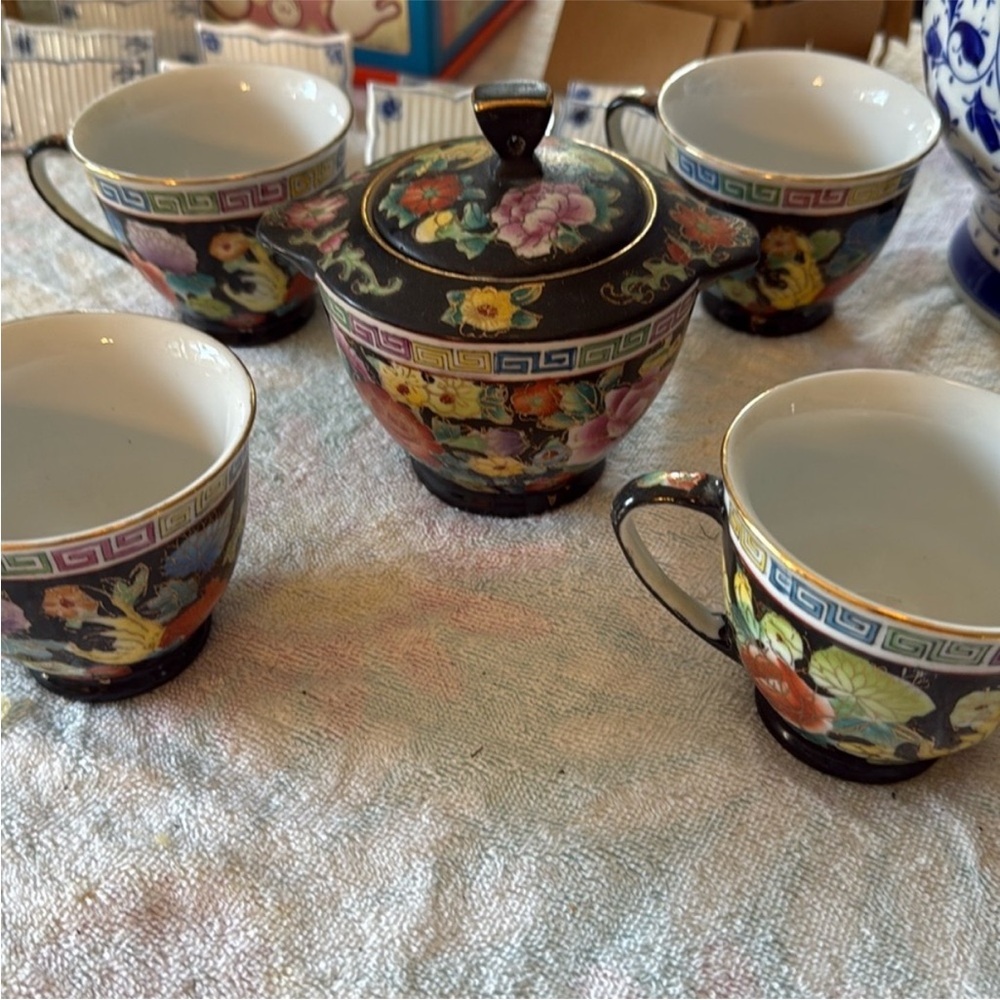 Black Coffee & Tea Accessories Set with Porcelain Elegance